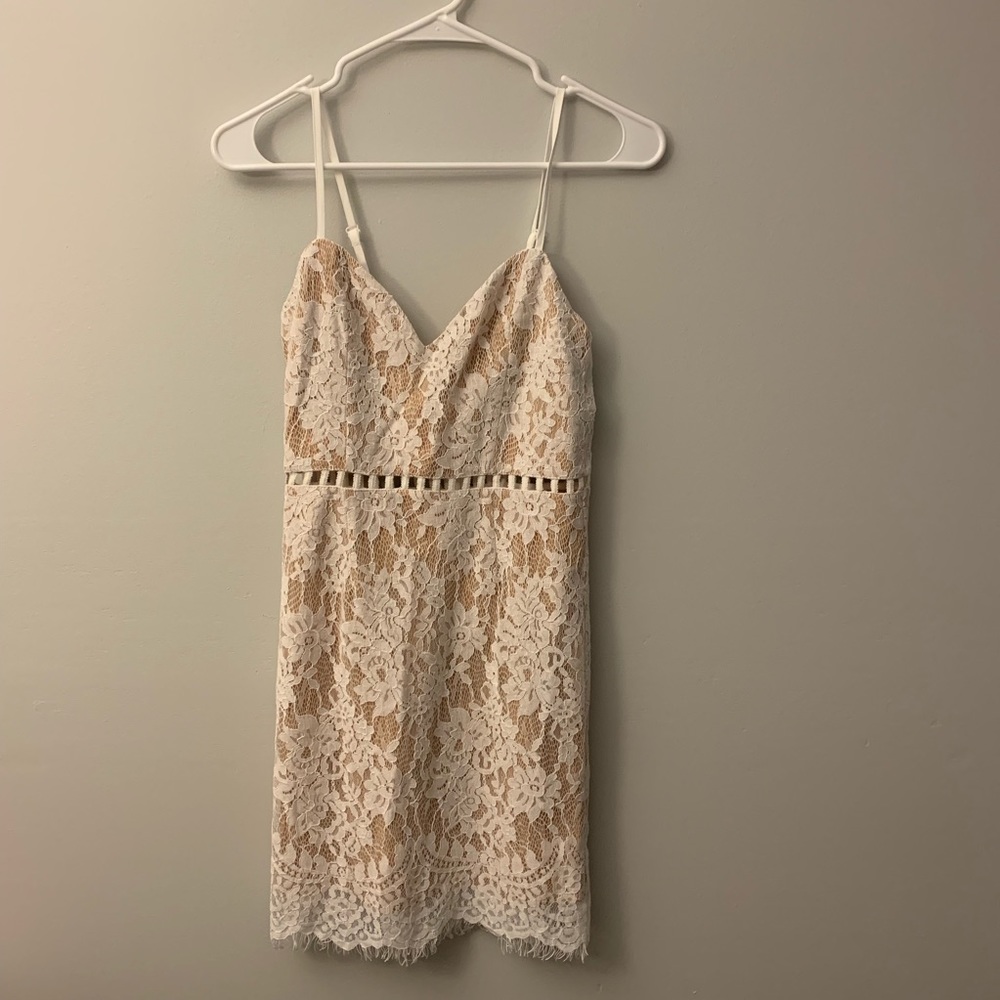 Tobi after dark white lace bodycon dress